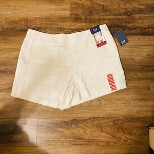 NWT women’s white Gap linen shorts size XL